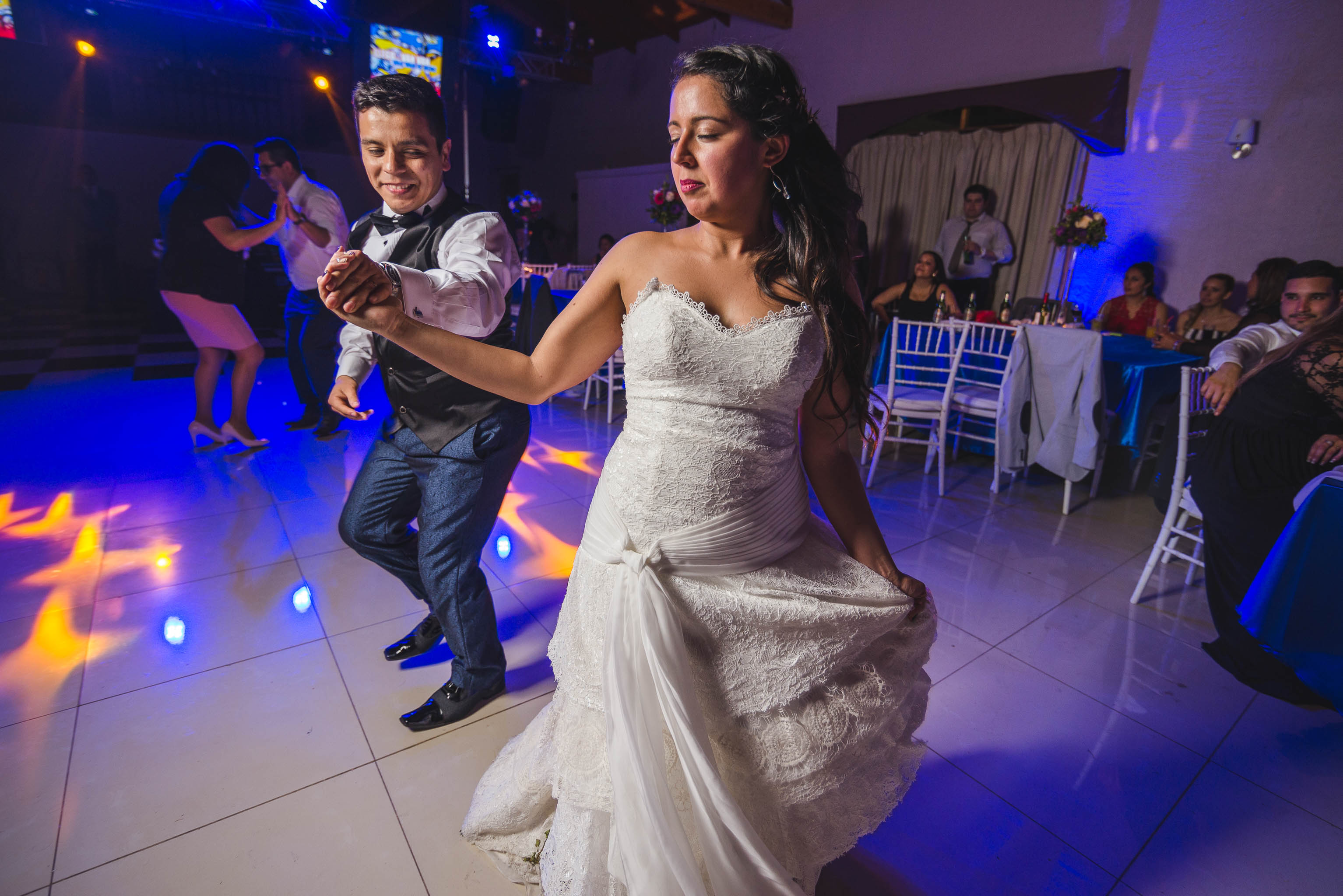 Matrimonio-centro de eventos-oliveto-santiago-fotógrafo de matrimonios-fiesta