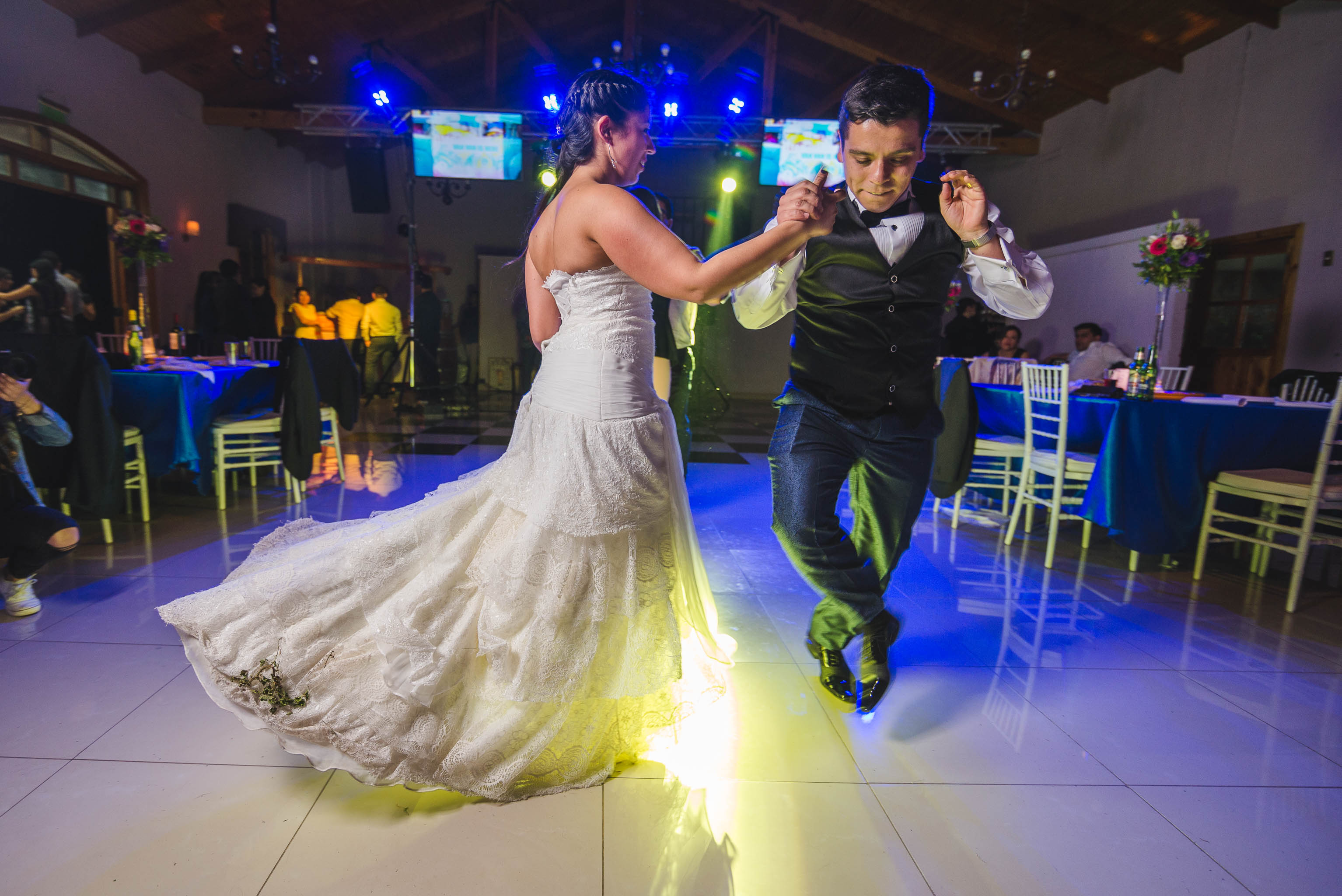 Matrimonio-centro de eventos-oliveto-santiago-fotógrafo de matrimonios-fiesta