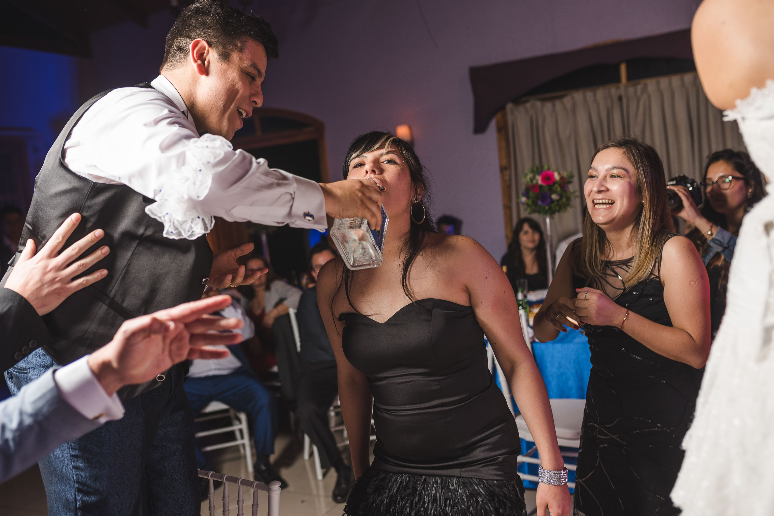 Matrimonio-centro de eventos-oliveto-santiago-fotógrafo de matrimonios-fiesta