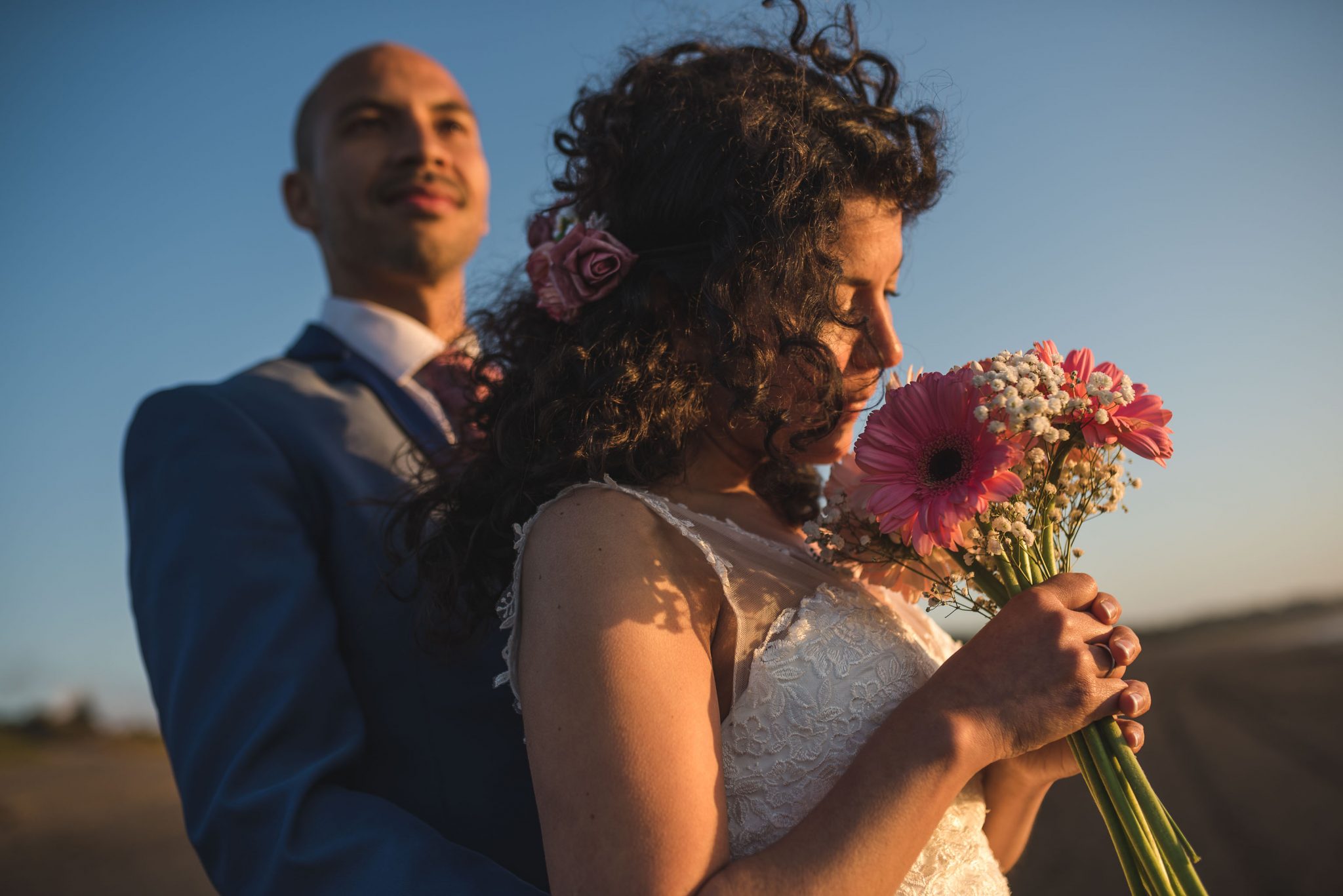 sesión-playa-trash the dress-pichilemu-fotografo-matrimonio-diego mena fotografia
