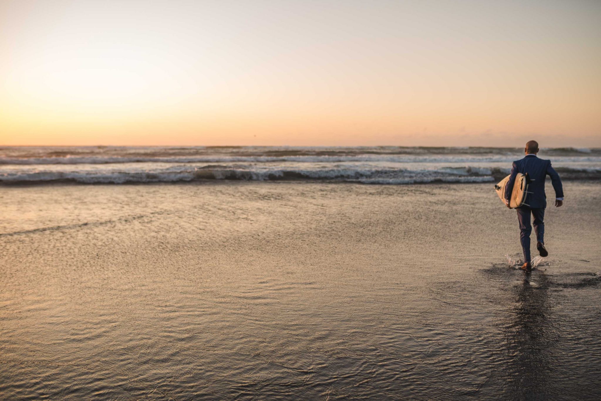 sesión-playa-trash the dress-pichilemu-fotografo-matrimonio-diego mena fotografia