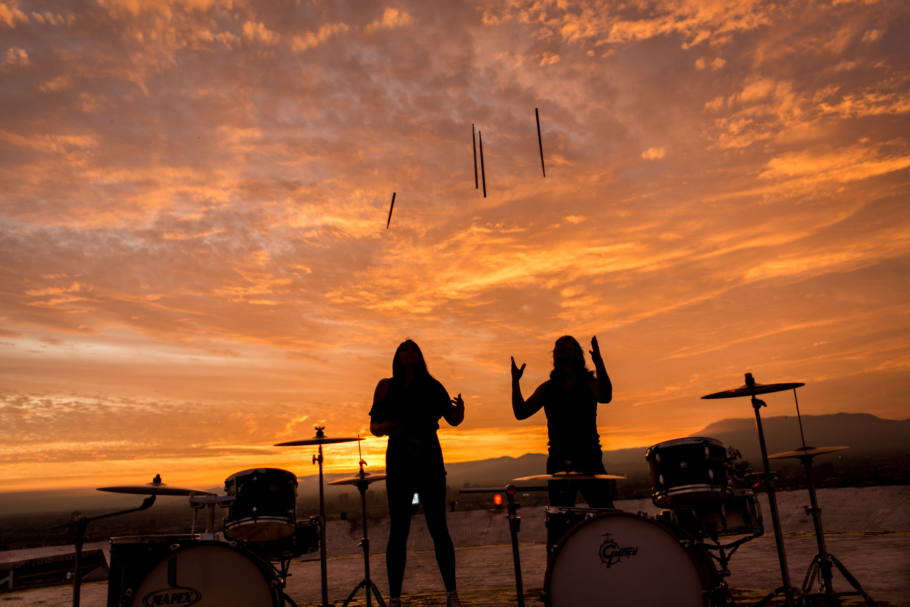sesion pre boda-helipuerto santiago-sesion atardecer-sesion bateristas-pre boda santiago