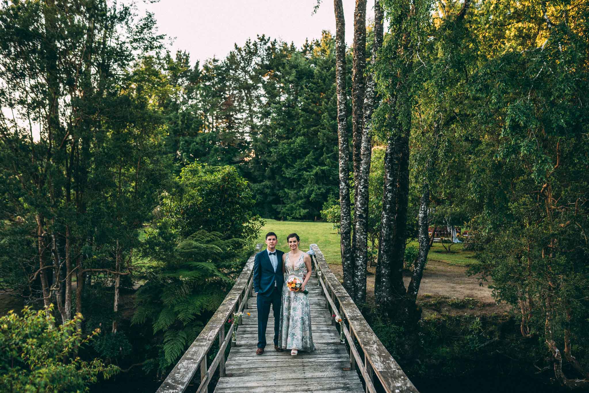 la fragua centro de eventos-purranque-decima region-llanquihue-matrimonio campestre-fotografo documental de matrimonios-make up-sesion novios-aire libre